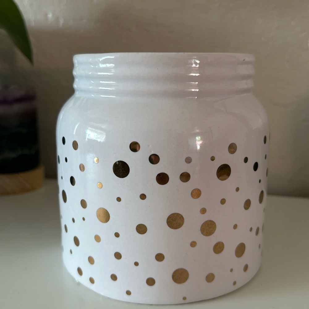 Metallic bronze confetti celebration vase